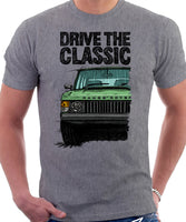 Drive The Classic Range Rover Classic Mid Model. T-shirt in Heather Grey Color.